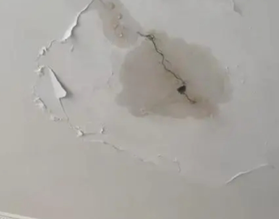 乐业阳台漏水维修公司分享下屋面防水工程质量问题原因分析